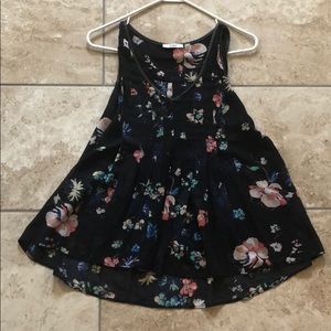 DEX dreamy floral tank top.  Size Small petite.